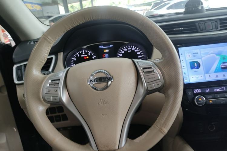 Used Nissan X-Trail 2014 2.0L CVT Smart Edition 2WD Steering Wheel