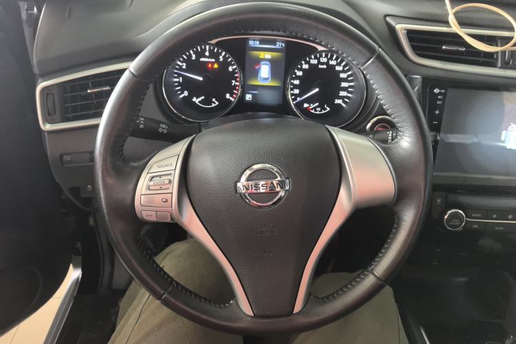 Used Nissan X-Trail 2014 2.5L CVT Leading Edition 4WD Steering Wheel