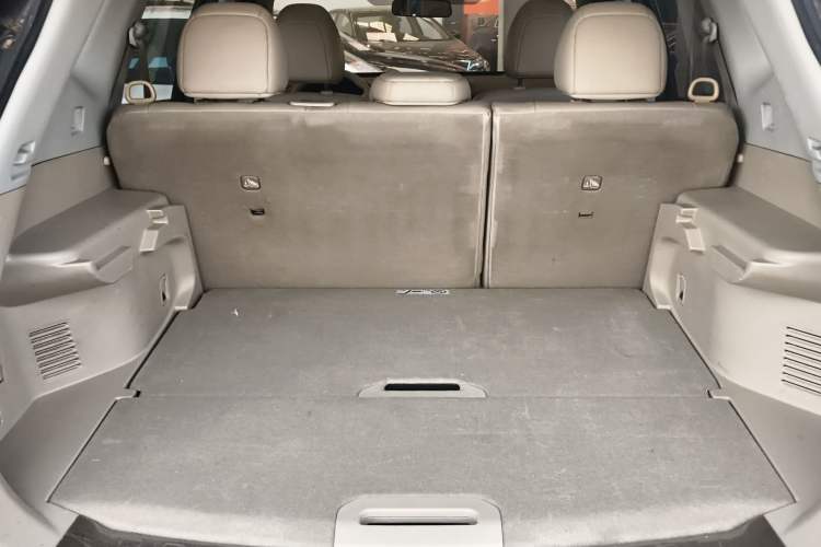 Used Nissan X-Trail 2014 2.0L CVT Comfort Edition 2WD Trunk