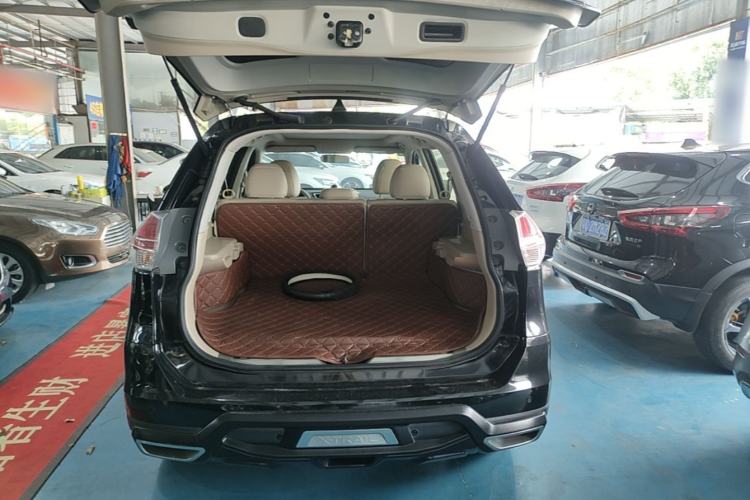 Used Nissan X-Trail 2014 2.0L CVT Smart Edition 2WD Trunk