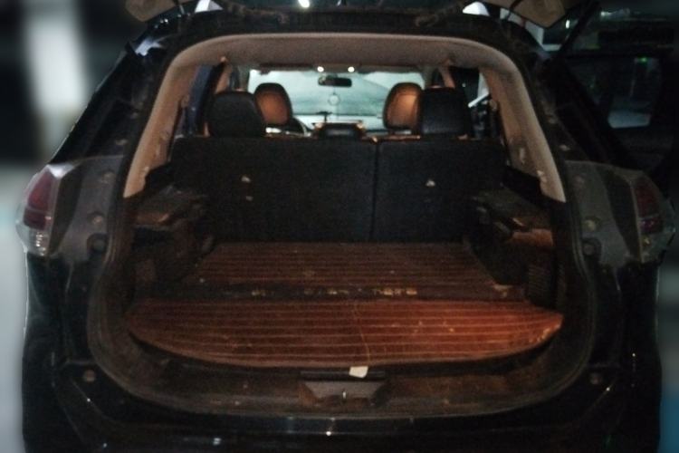 Used Nissan X-Trail 2014 2.0L CVT Comfort Edition 2WD Trunk