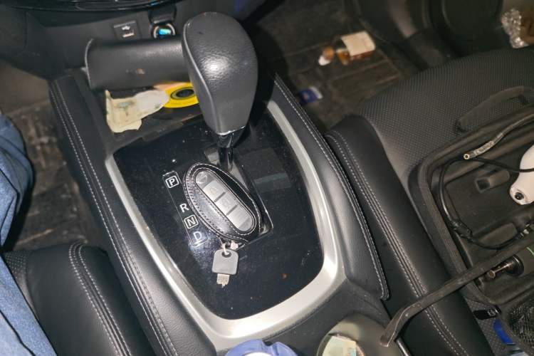 Used Nissan X-Trail 2014 2.0L CVT Comfort Edition 2WD Vehicle Key