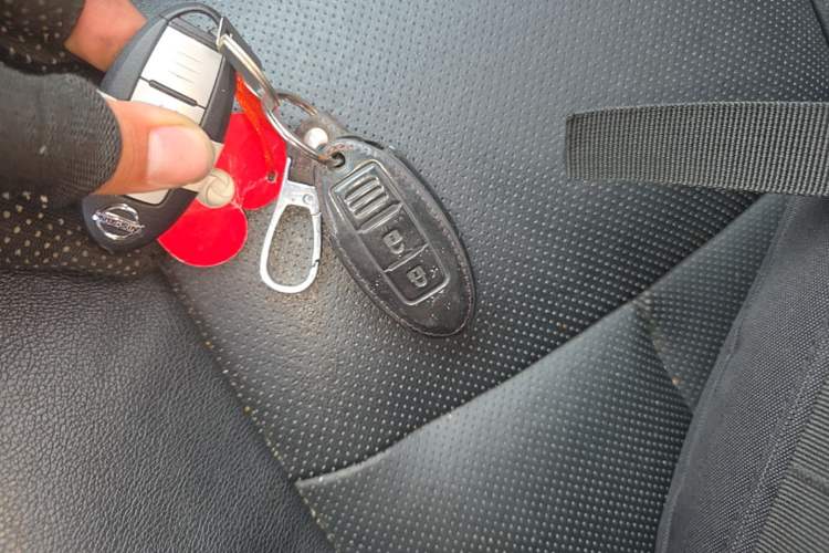 Used Nissan X-Trail 2014 2.0L CVT Comfort Edition 2WD Vehicle Key