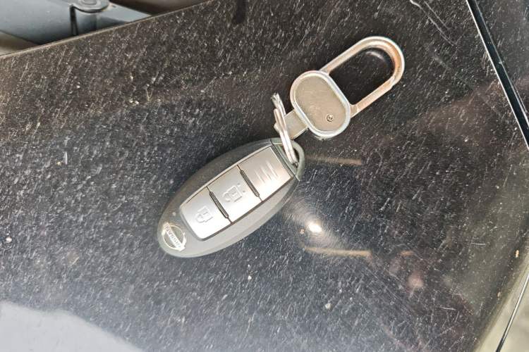 Used Nissan X-Trail 2014 2.0L CVT Smart Edition 2WD Vehicle Key