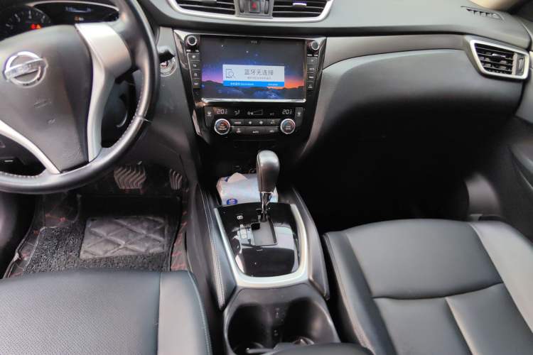 Used Nissan X-Trail 2014 2.0L CVT Comfort Edition 2WD Gear Lever