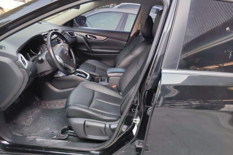 Used Nissan X-Trail 2014 2.0L CVT Comfort Edition 2WD Left Front Seat