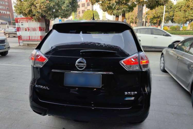 Used Nissan X-Trail 2014 2.0L CVT Comfort Edition 2WD Rear