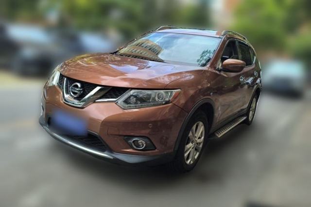 Ojetý Nissan X-Trail 2014 2.5L CVT Leading Edition 4WD
