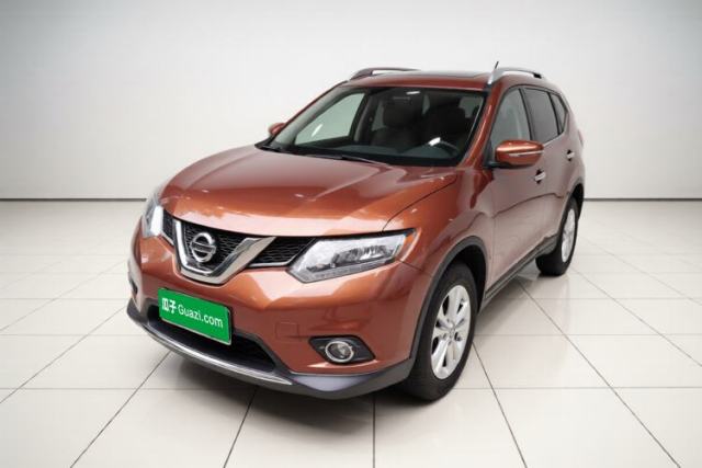 Ojetý Nissan X-Trail 2014 2.5L CVT Luxury Edition 4WD