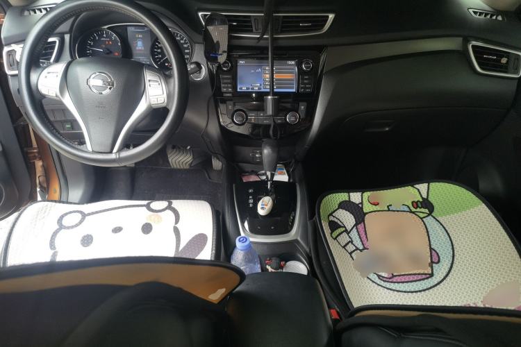 Used Nissan X-Trail 2014 2.0L CVT Smart Edition 2WD Center Console