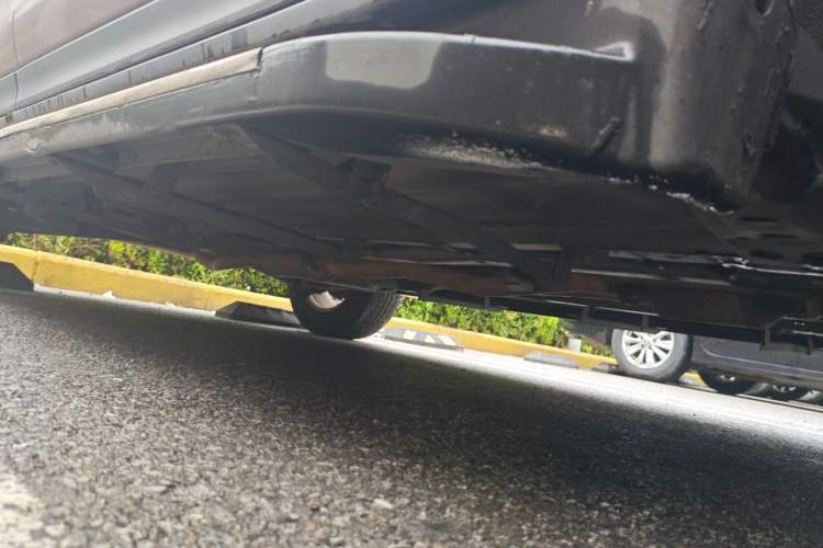 Used Nissan X-Trail 2014 2.0L CVT Comfort Edition 2WD Chassis Front Right