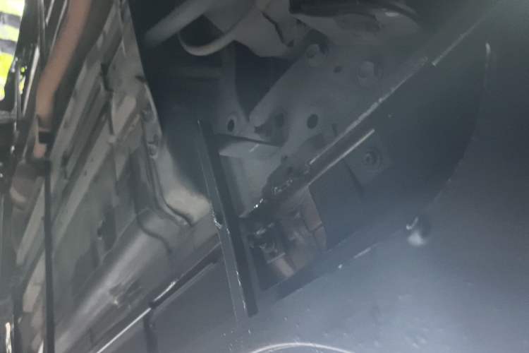 Used Nissan X-Trail 2014 2.0L CVT Comfort Edition 2WD Chassis Rear Right