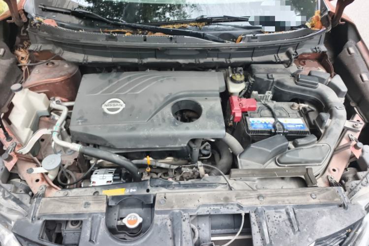 Used Nissan X-Trail 2014 2.0L CVT Comfort Edition 2WD Engine Bay