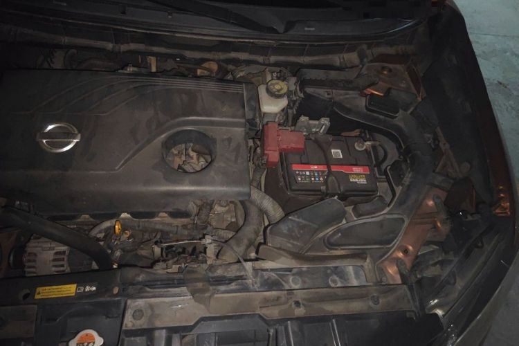 Used Nissan X-Trail 2014 2.0L CVT Comfort Edition 2WD Engine Bay Left