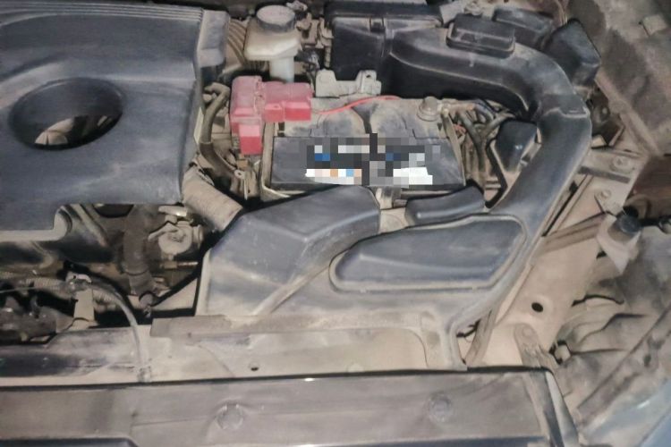 Used Nissan X-Trail 2014 2.0L CVT Smart Edition 2WD Engine Bay Left