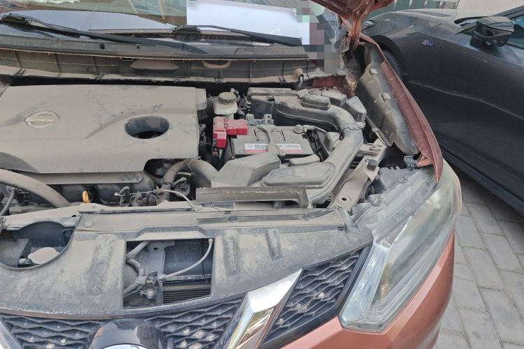 Used Nissan X-Trail 2014 2.0L CVT Comfort Edition 2WD Engine Bay Left