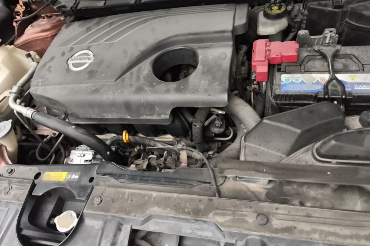 Used Nissan X-Trail 2014 2.0L CVT Comfort Edition 2WD Engine Bay