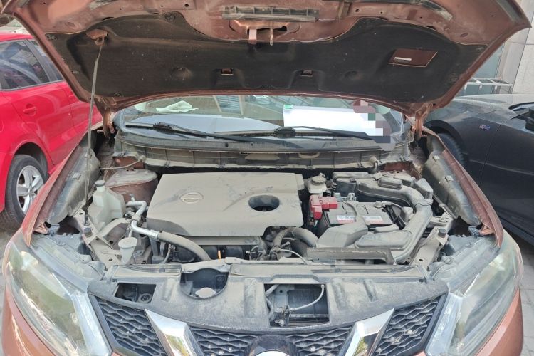 Used Nissan X-Trail 2014 2.0L CVT Comfort Edition 2WD Engine Bay