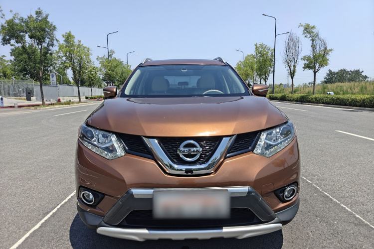 Used Nissan X-Trail 2014 2.5L CVT Luxury Edition 4WD Exterior 1