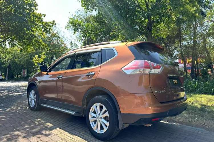 Used Nissan X-Trail 2014 2.0L CVT Comfort Edition 2WD Exterior 3