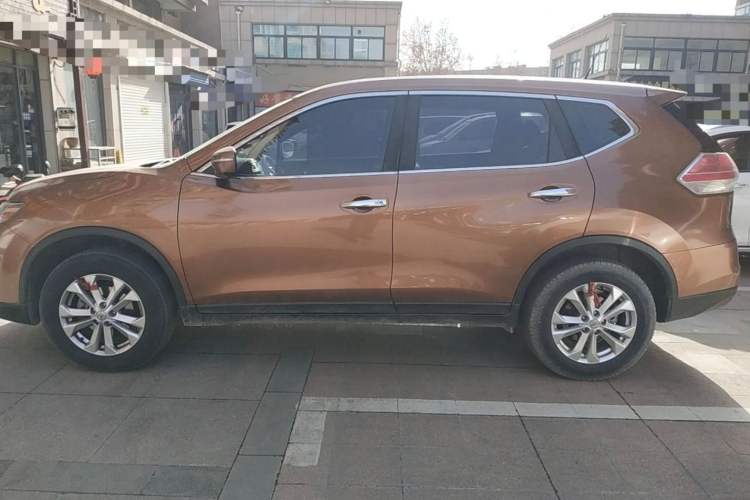 Used Nissan X-Trail 2014 2.0L CVT Comfort Edition 2WD Exterior 3