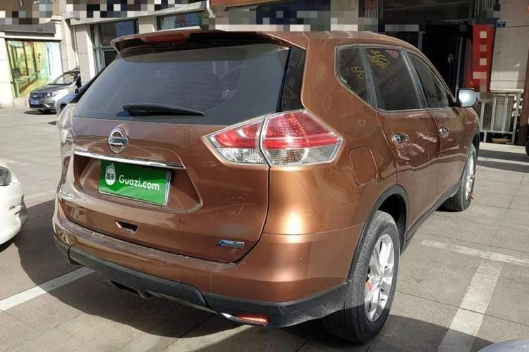 Used Nissan X-Trail 2014 2.0L CVT Comfort Edition 2WD Exterior 4
