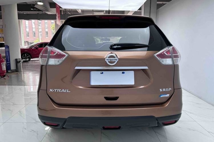 Used Nissan X-Trail 2014 2.0L CVT Comfort Edition 2WD Exterior 5
