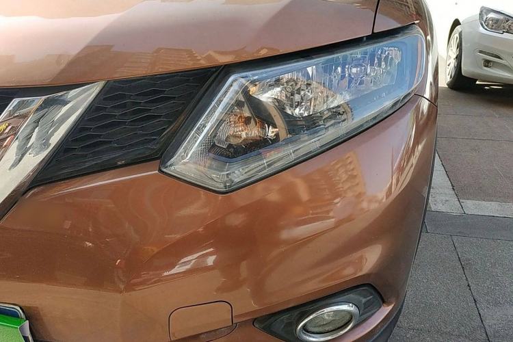 Used Nissan X-Trail 2014 2.0L CVT Comfort Edition 2WD Exterior 5