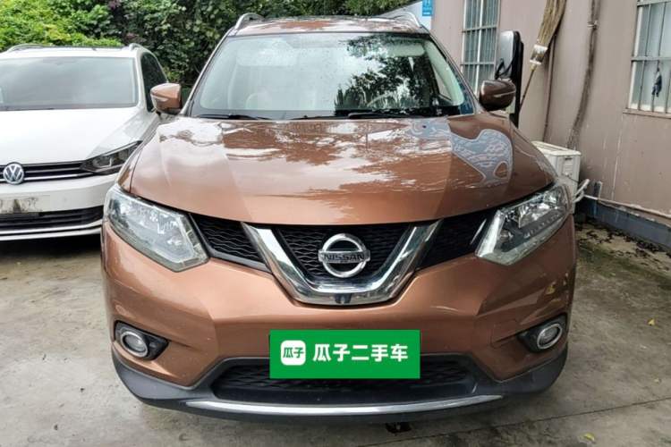Used Nissan X-Trail 2014 2.5L CVT Leading Edition 4WD Front