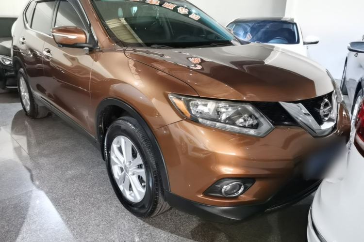 Used Nissan X-Trail 2014 2.0L CVT Comfort Edition 2WD Front Right 45 Deg