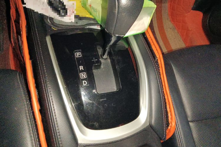 Used Nissan X-Trail 2014 2.5L CVT Luxury Edition 4WD Gear Lever