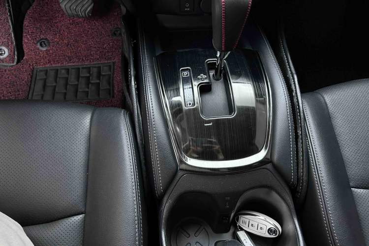 Used Nissan X-Trail 2014 2.0L CVT Comfort Edition 2WD Gear Lever