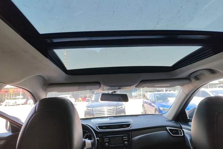 Used Nissan X-Trail 2014 2.0L CVT Comfort Edition 2WD Headliner