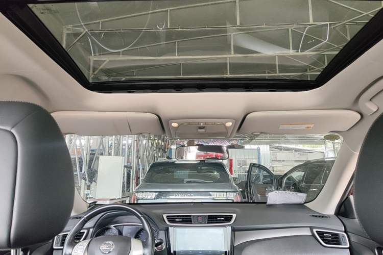 Used Nissan X-Trail 2014 2.0L CVT Comfort Edition 2WD Headliner