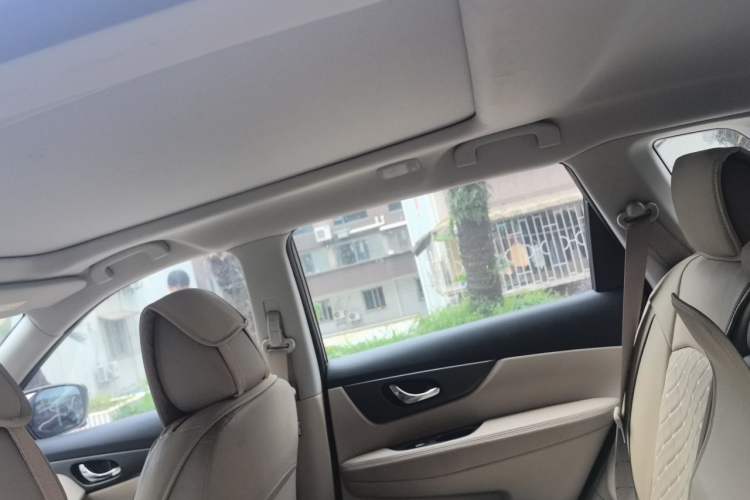 Used Nissan X-Trail 2014 2.0L CVT Comfort Edition 2WD Headliner