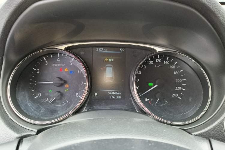 Used Nissan X-Trail 2014 2.5L CVT Leading Edition 4WD Instrument Cluster