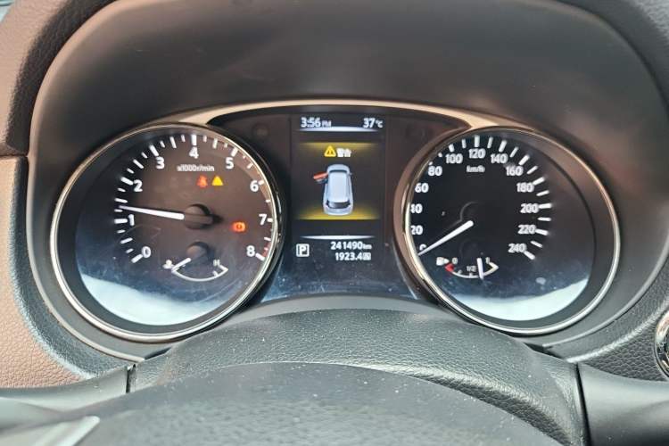 Used Nissan X-Trail 2014 2.0L CVT Comfort Edition 2WD Instrument Cluster