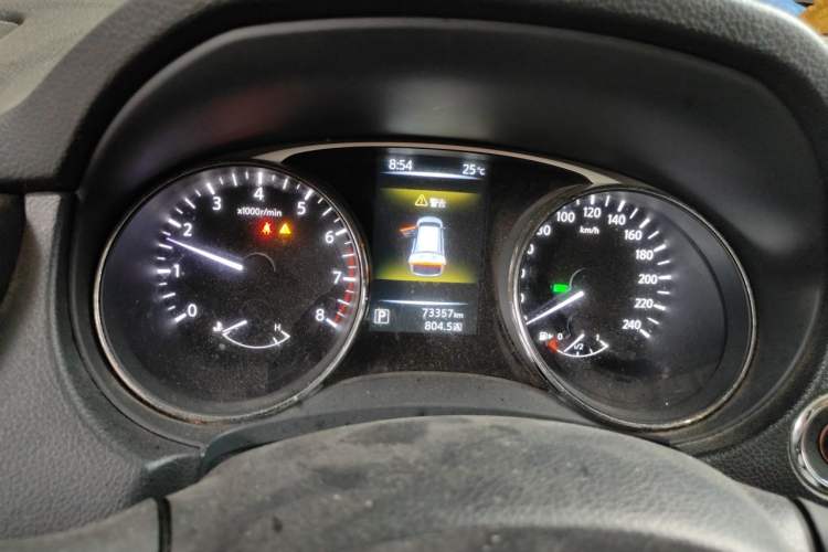 Used Nissan X-Trail 2014 2.0L CVT Comfort Edition 2WD Instrument Cluster