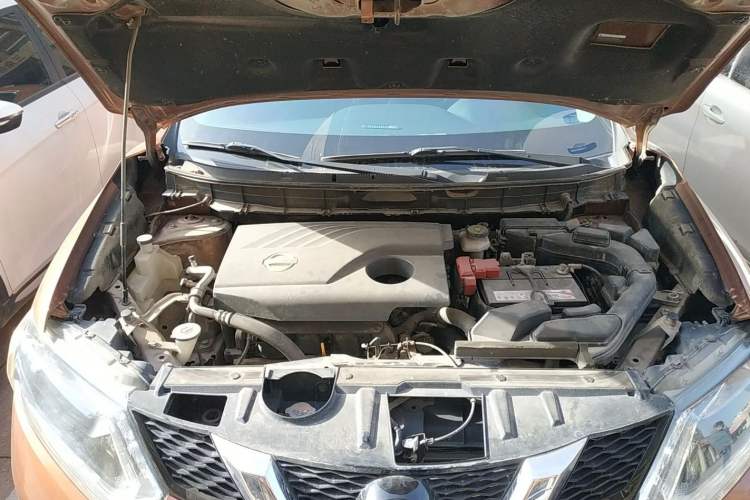 Used Nissan X-Trail 2014 2.0L CVT Comfort Edition 2WD Interior 10