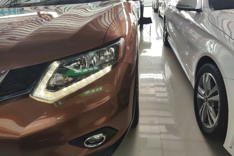 Used Nissan X-Trail 2014 2.0L CVT Comfort Edition 2WD Left Front Headlight