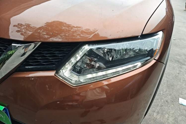 Used Nissan X-Trail 2014 2.5L CVT Leading Edition 4WD Left Front Headlight