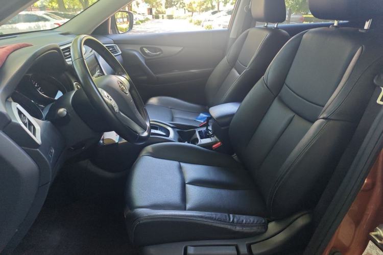 Used Nissan X-Trail 2014 2.0L CVT Comfort Edition 2WD Left Front Seat