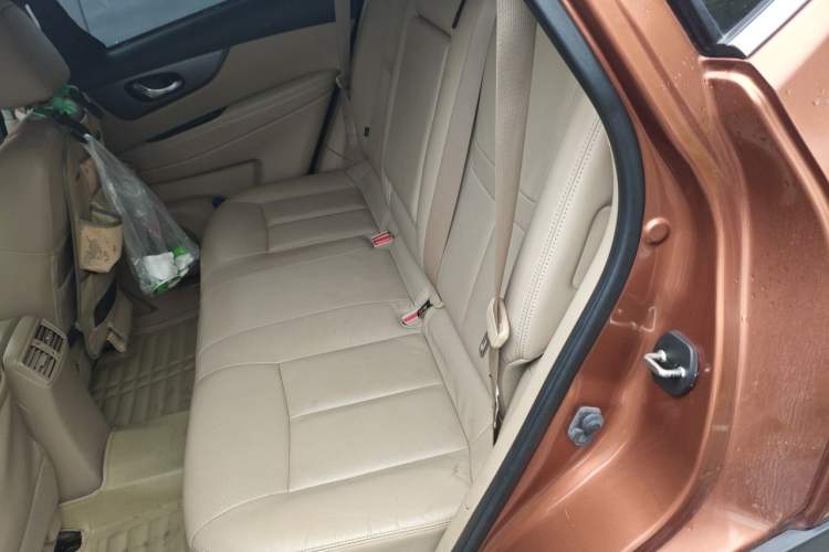 Used Nissan X-Trail 2014 2.0L CVT Comfort Edition 2WD Left Rear Seat