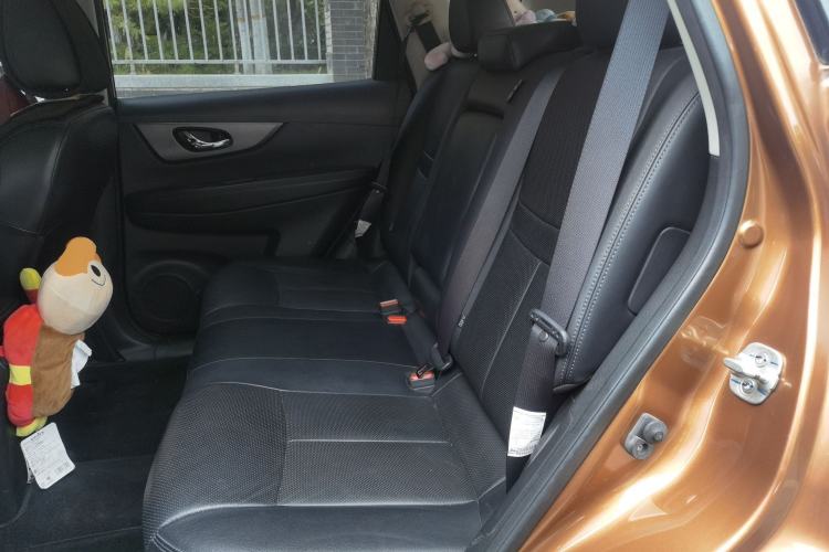 Used Nissan X-Trail 2014 2.0L CVT Smart Edition 2WD Left Rear Seat