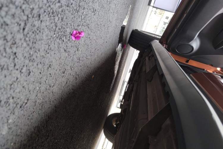 Used Nissan X-Trail 2014 2.5L CVT Luxury Edition 4WD Left Side Sill