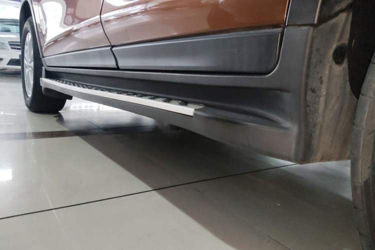Used Nissan X-Trail 2014 2.0L CVT Smart Edition 2WD Left Side Sill
