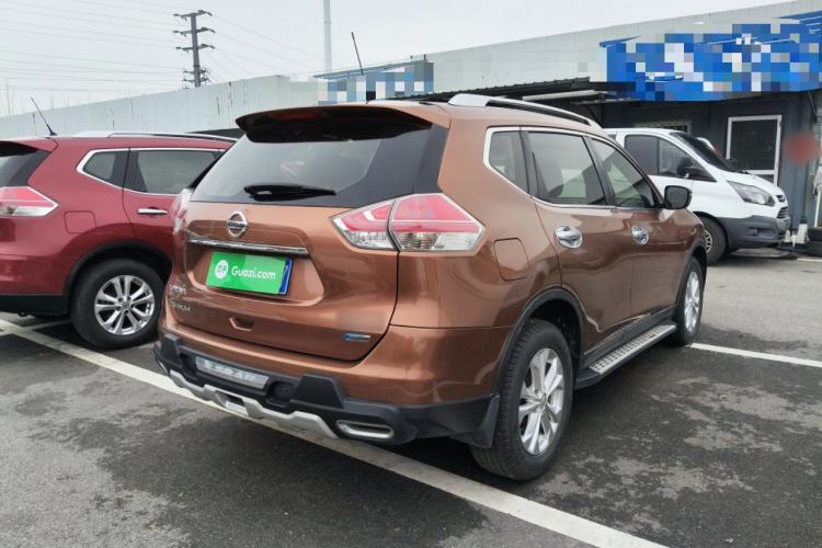 Used Nissan X-Trail 2014 2.5L CVT Leading Edition 4WD Rear Right 45 Deg