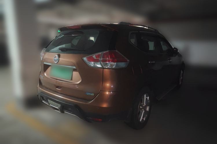 Used Nissan X-Trail 2014 2.0L CVT Comfort Edition 2WD Rear Right 45 Deg