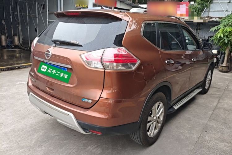 Used Nissan X-Trail 2014 2.5L CVT Leading Edition 4WD Rear Right 45 Deg