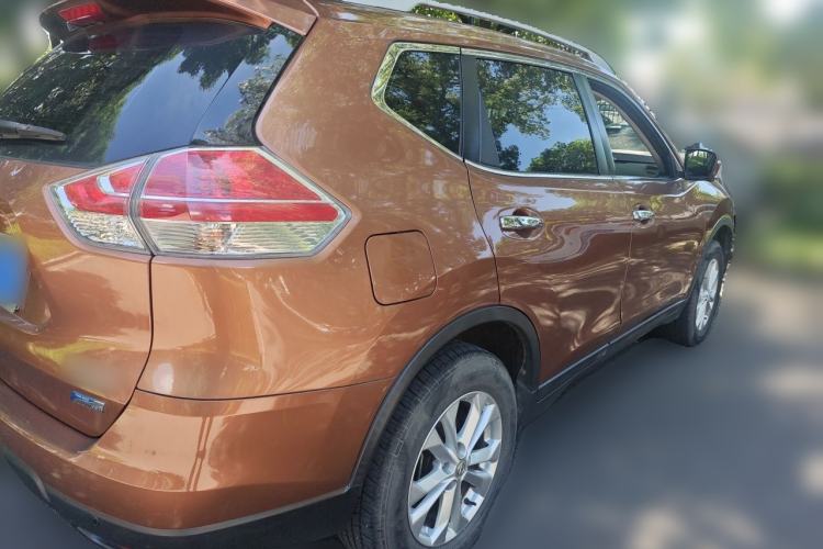 Used Nissan X-Trail 2014 2.0L CVT Comfort Edition 2WD Rear Right 45 Deg